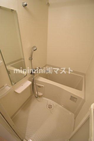 プレサンス松屋町駅前デュオの浴室