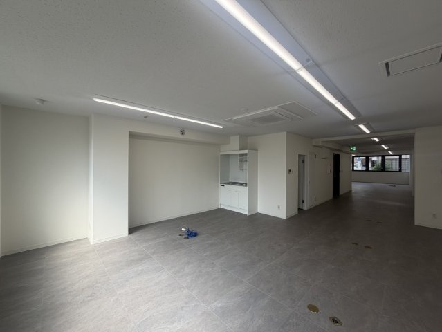 【内装】 | STビル