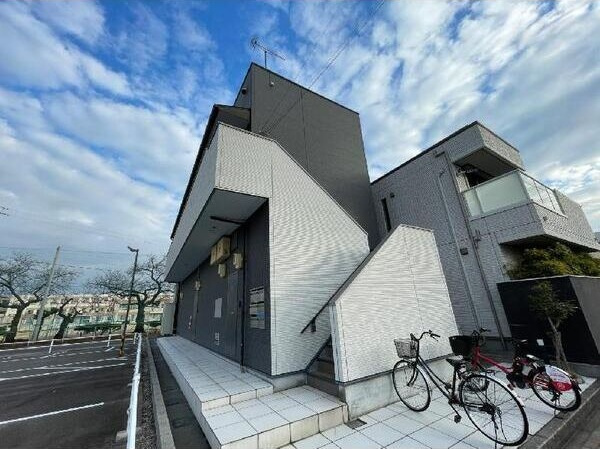 ロッカフォルテの外観