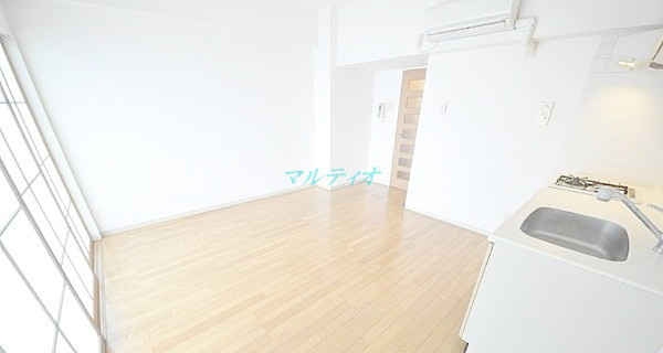 【居間・リビング】 | プライムアーバン町屋サウスコート | 洋室