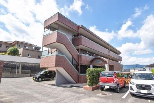 福岡市早良区梅林７丁目の賃貸マンション