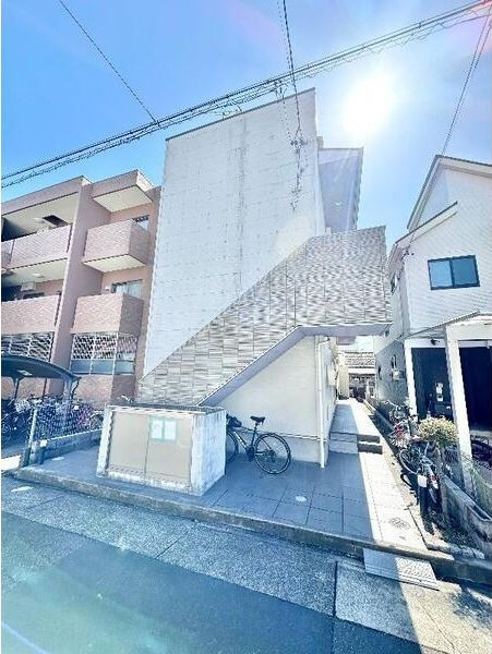 プルミエールの外観