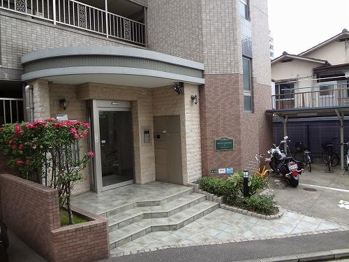 福岡市早良区西新５丁目の賃貸マンションのロビー