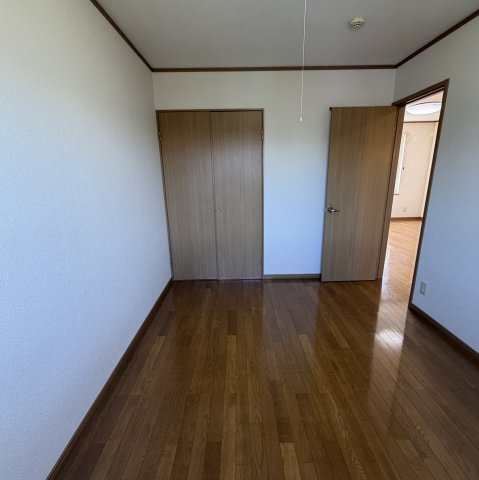 アーバンハイツ元町五番館の居間・リビング