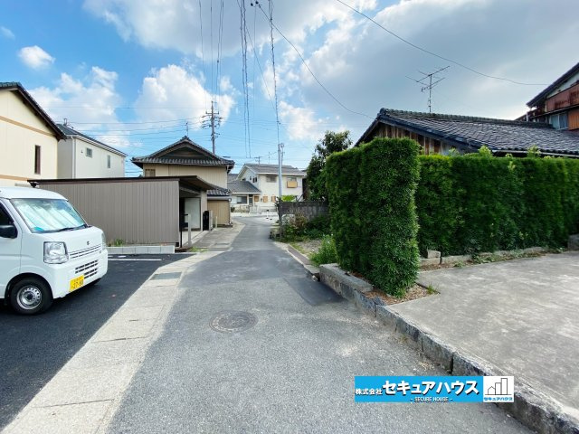 【今からご案内可能】東浦町大字生路　全4棟の前面道路含む現地写真|事前予約にて現地ご見学いただけます！お気軽にお問い合わせください♪
■株式会社　セキュアハウス■
住宅ローンに強く、知識、経験豊富なスタッフ在籍
お客様に寄り添い、ご成約後もサポート致します。