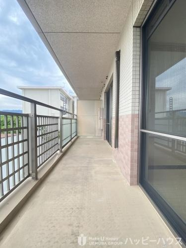 福岡市南区弥永２丁目の賃貸マンションのバルコニー|物件の画像10