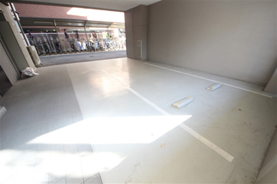 【駐車場】 | ラクラス新大阪