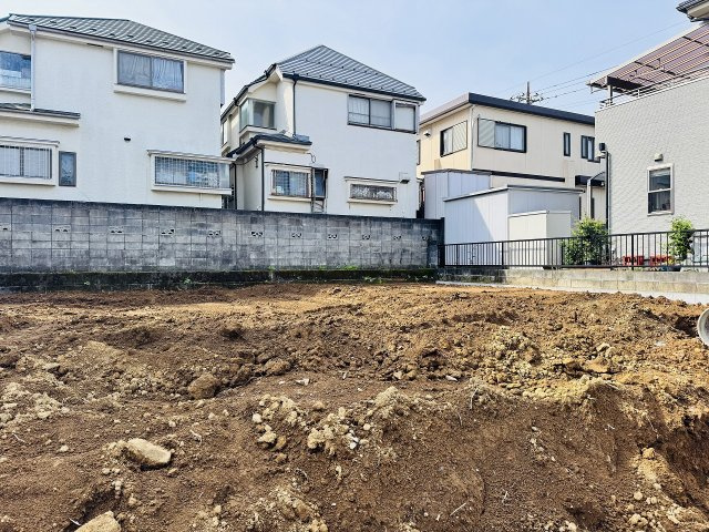 八王子市　絹ケ丘　新築一戸建て　１２期の外観|～北野駅徒歩13分・長沼駅徒歩14分　敷地59坪超　3台駐車可能カースペース付き～