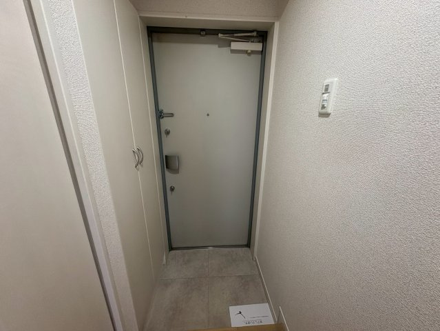ドライバウム江坂の玄関
