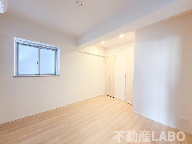 スプランディッド上本町WESTの洋室