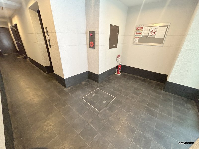 R-CUBE新大阪(旧：丸栄ビル)　仲介手数料無料のロビー