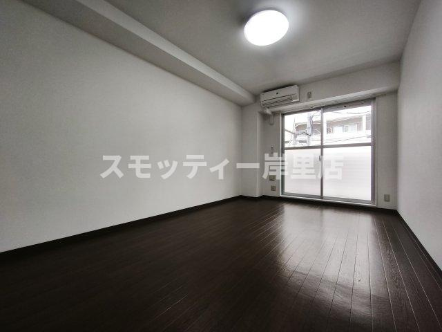 ル・クール花園の居間・リビング
