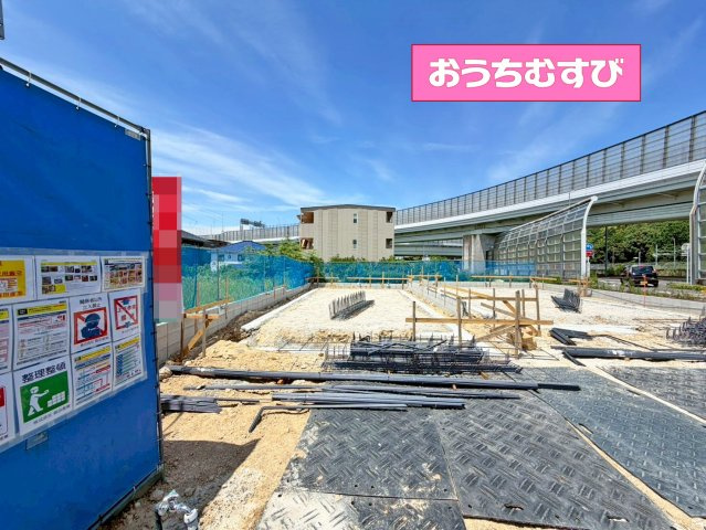 名東区高針原2丁目(全2棟)の前面道路含む現地写真