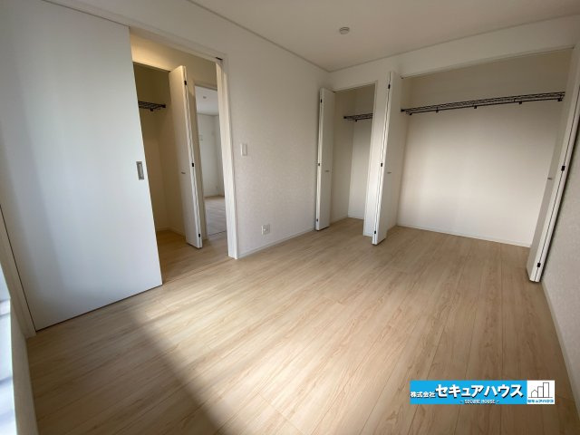 【今からご案内可能】東浦町大字生路　全4棟の洋室|【洋室】
◆お子様のお部屋や主寝室、来客時の宿泊室、趣味のお部屋としてもご利用いただけます♪
