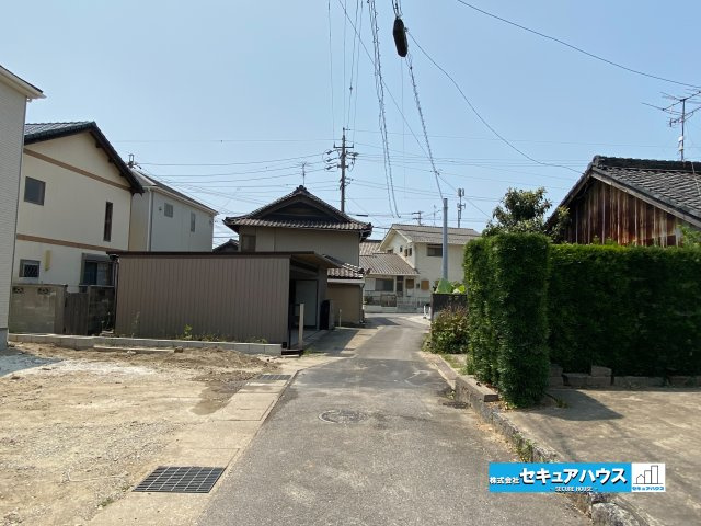【今からご案内可能】東浦町大字生路　全4棟の前面道路含む現地写真|事前予約にて現地ご見学いただけます！お気軽にお問い合わせください♪
■株式会社　セキュアハウス■
住宅ローンに強く、知識、経験豊富なスタッフ在籍
お客様に寄り添い、ご成約後もサポート致します