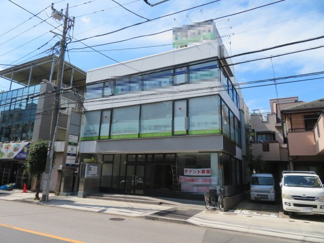 足立区竹の塚３丁目の店舗事務所