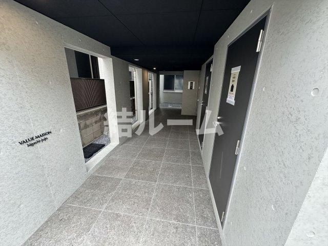 北区東十条１丁目の賃貸マンションのエントランス