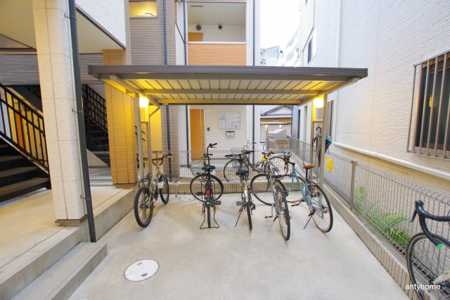 フジパレス福島ノースの駐車場