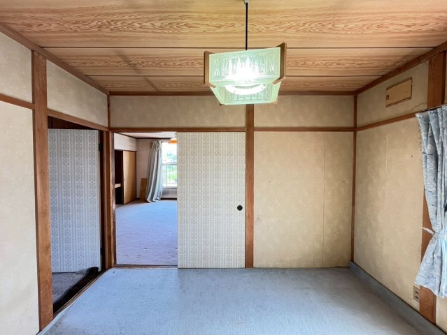 武佐1丁目　中古住宅の和室|2階　4.5帖