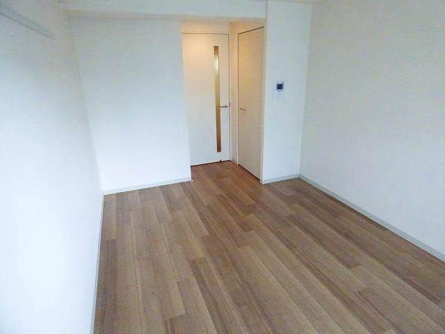 【寝室】
