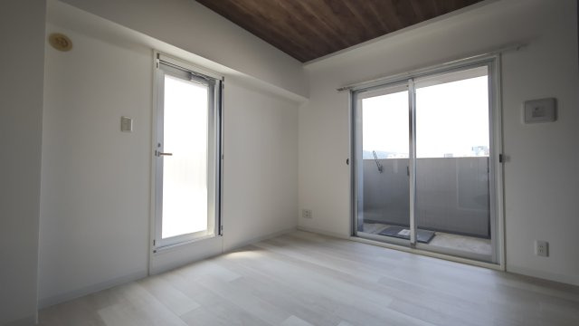 【寝室】アルファレガロ神戸ウエスト