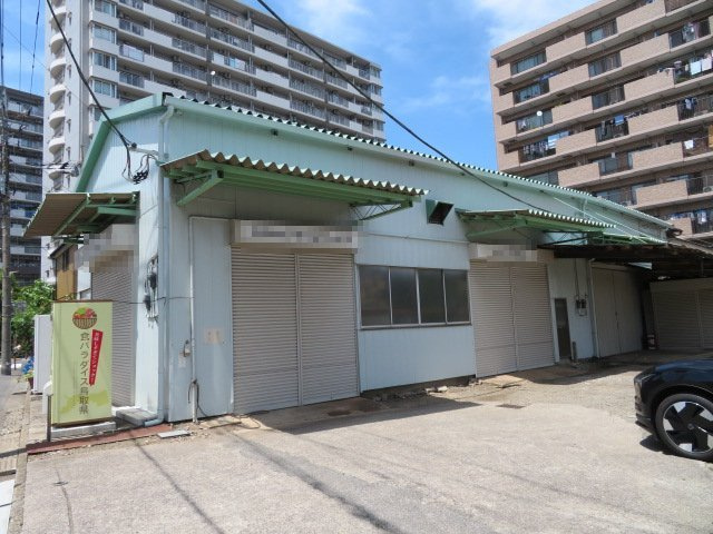 川口市青木４丁目の倉庫