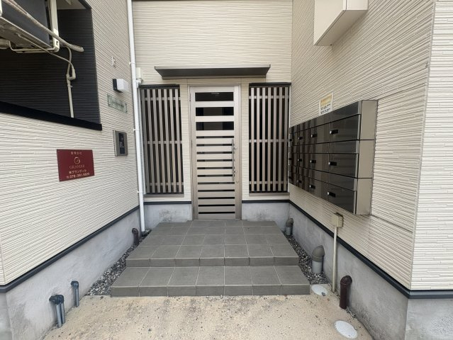 GRANDIR吹田のエントランス