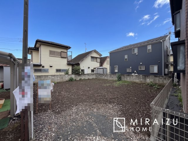 【外観】 | プライバシー性と開放感を高める住環境。陽当たりの良い開かれたロケーションを活かし、心地よい暮らしをプランニング