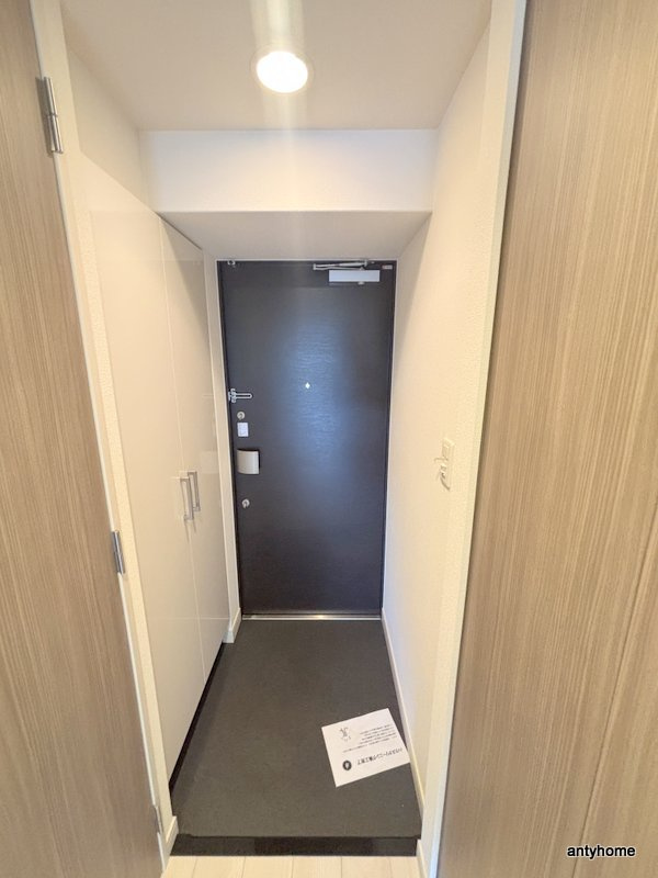 プレサンス松屋町駅前デュオ　仲介手数料無料の玄関