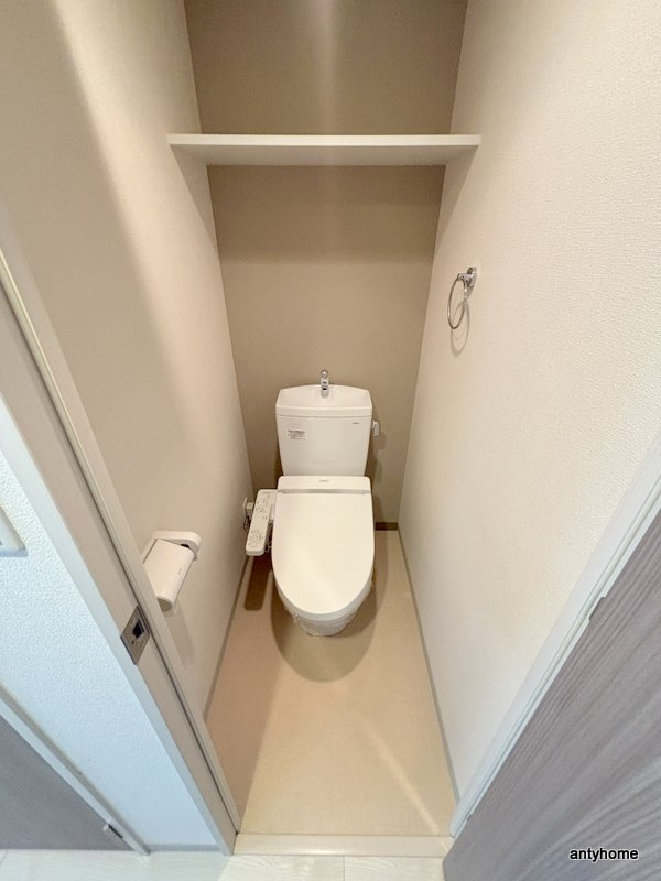 プレサンス松屋町駅前デュオ　仲介手数料無料のトイレ
