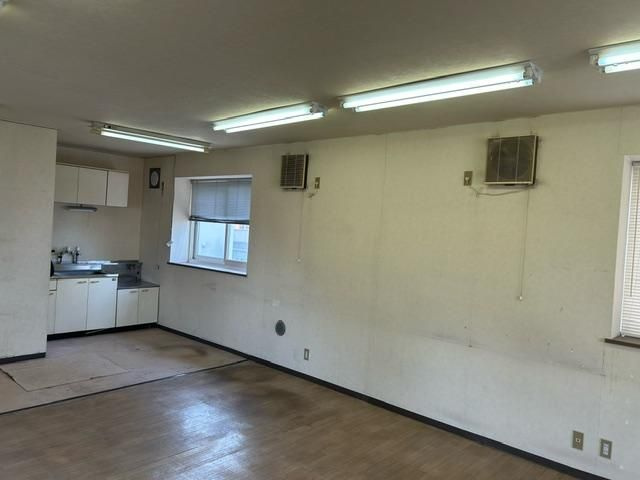 札幌市中央区南十四条西１６丁目のビル