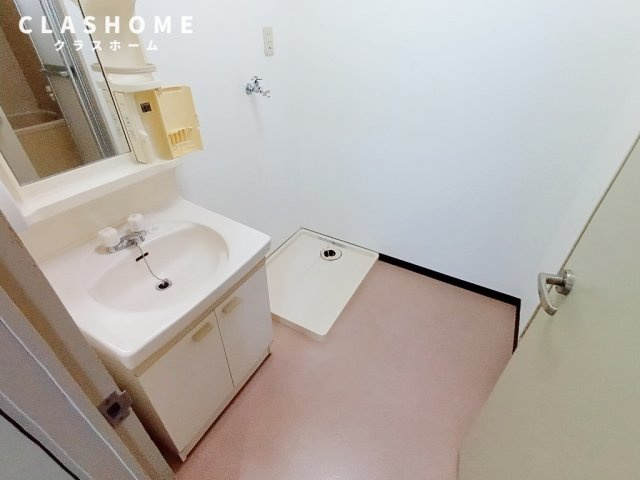 ロイヤルマンション　　刈谷市近郊の賃貸ならクラスホーム刈谷店の洗面所|同物件の別部屋になります。