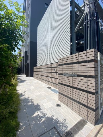 フレールコート東別院　名古屋市賃貸　仲介手数料無料のエントランス