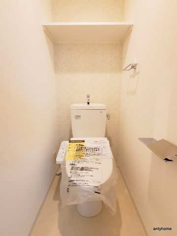 エスリード大阪プライムゲート 仲介手数料無料のトイレ
