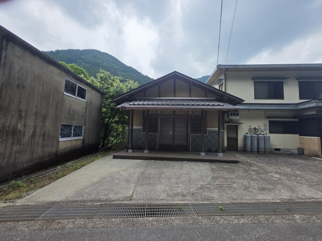 【外観】 | 神崎郡神河町長谷店舗付住宅