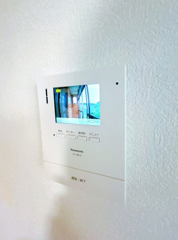 北見市相内町１０６番地５０　中古売家のセキュリティ|【リフォーム済】新品のモニター付インターフォンに交換いたしました。来訪者を確認できるので安心ですね。
