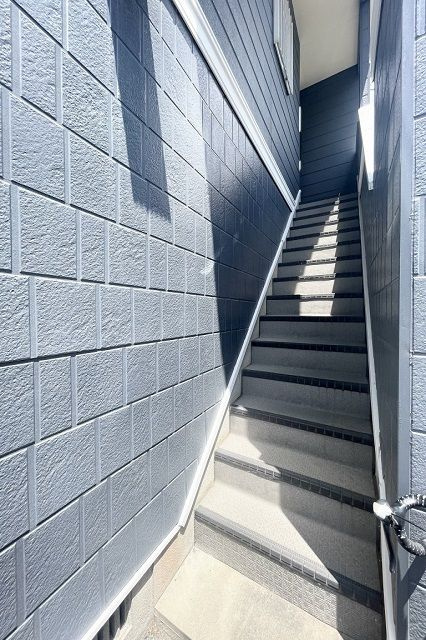 セリュー諸岡のロビー