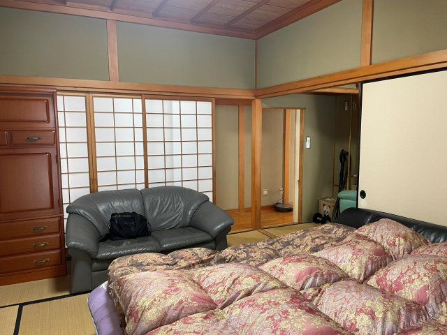 北谷町北谷2丁目　賃貸併用住宅の洋室