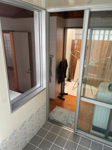 北谷町北谷2丁目　賃貸併用住宅のランドリースペース