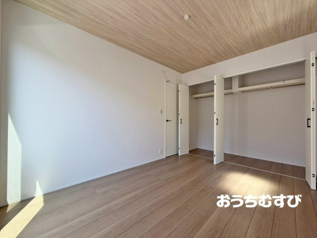 春日井市高山町7期(全6棟)の洋室