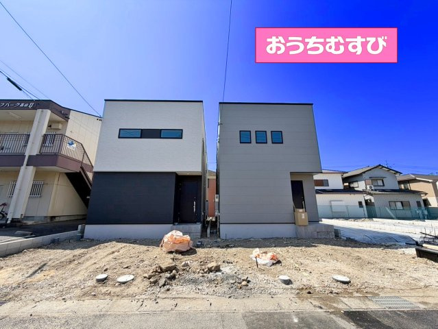 春日井市高山町7期(全6棟)の前面道路含む現地写真