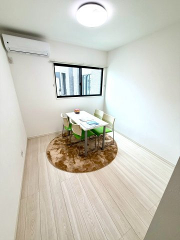 ルミナスガーデン宇多津町Ⅱ11号地の洋室