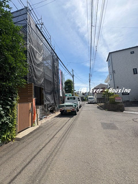 戸建 西東京市ひばりが丘北４丁目の前面道路含む現地写真