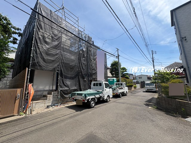 戸建 西東京市ひばりが丘北４丁目の前面道路含む現地写真