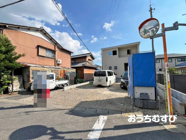 小牧市元町(全1棟)の前面道路含む現地写真