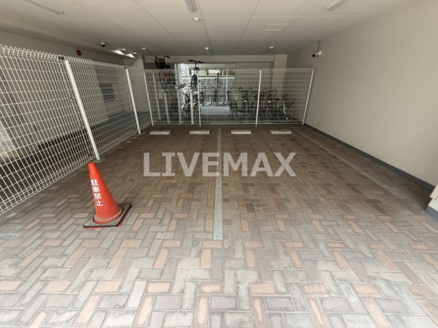 【駐車場】ブラービシンオオサカ