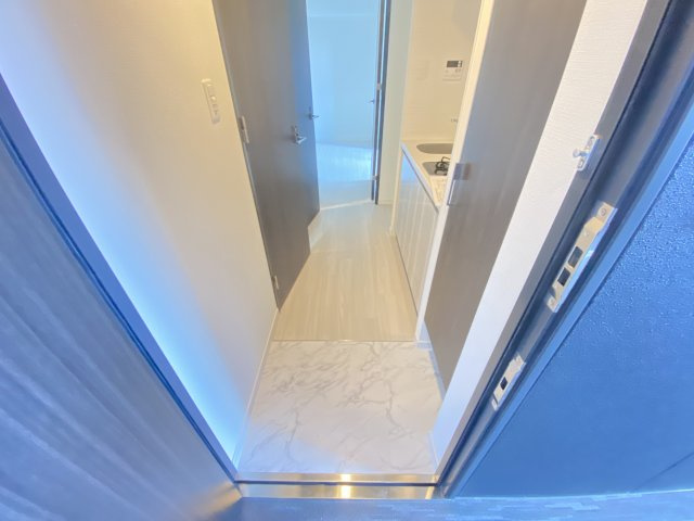 S-RESIDENCE千里丘の玄関