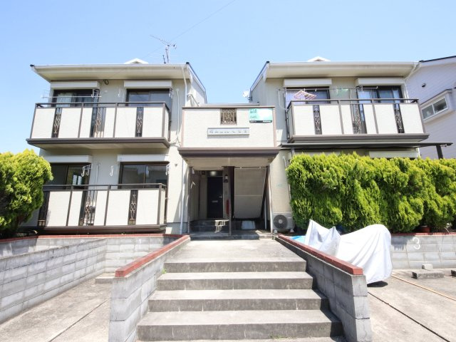 クレール初香台の外観