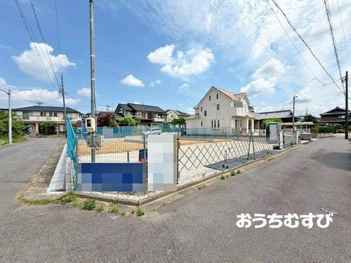 春日井市東野町7期(全3棟)の前面道路含む現地写真