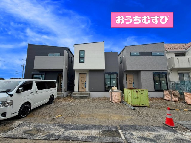 春日井市東野町7期(全3棟)の前面道路含む現地写真